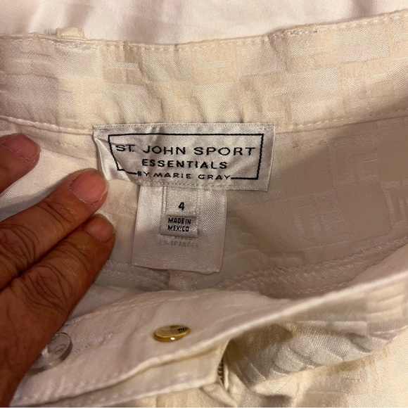 St. John Sport High Rise Straight Leg Monogrammed Pants - Picture 10 of 12